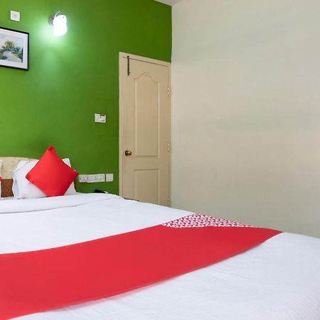 Hotel Oyo 10478 Raj Residency Bangalore Exterior foto