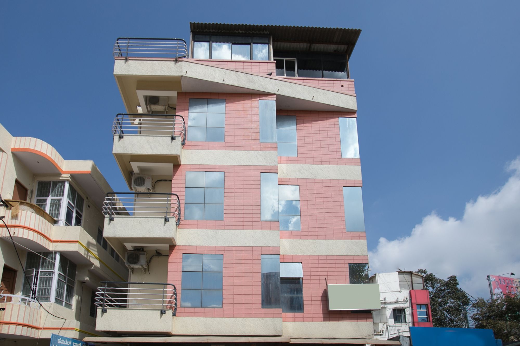 Hotel Oyo 10478 Raj Residency Bangalore Exterior foto